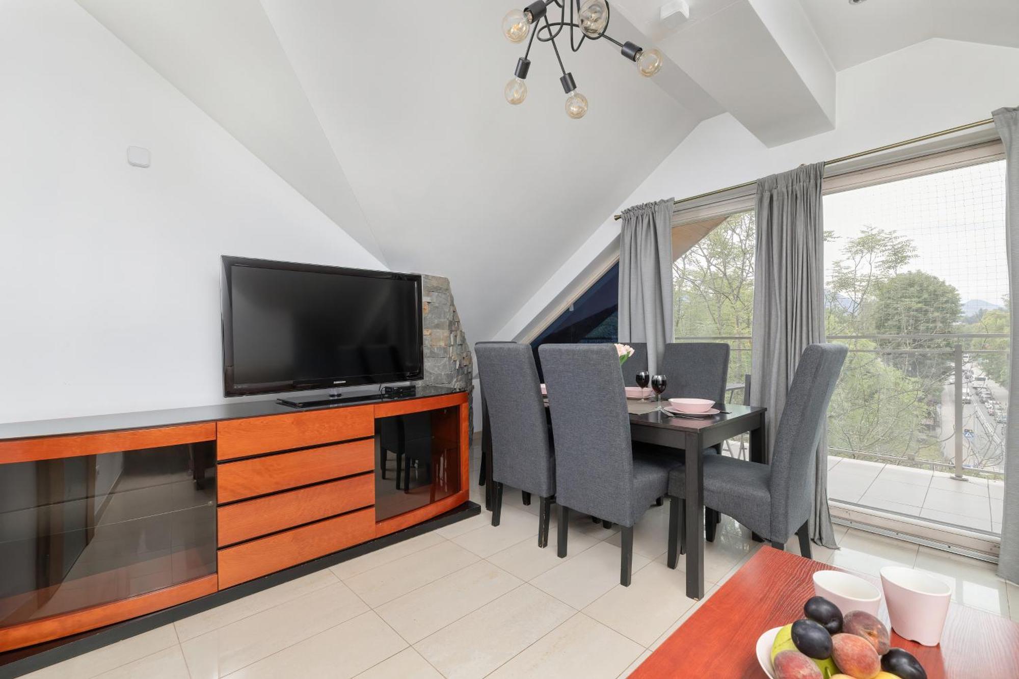 Przestronne Apartamenty W Zakopanem Z Trzema Sypialniami I Parkingiem By Noclegi Renters Экстерьер фото
